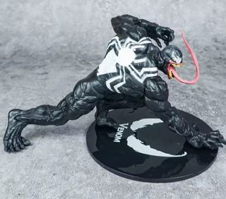 Figura Venom 13cm - ¡Impresionante!