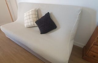 Sofá cama con almacenaje