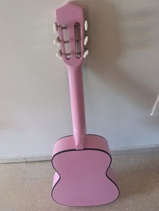 Guitarra rosa para principiantes