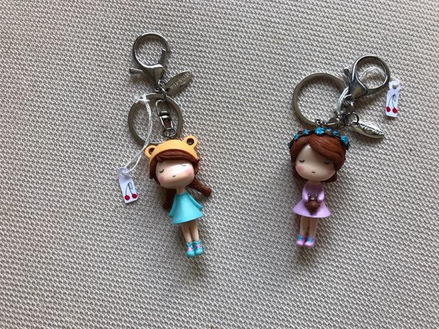 Llaveros niñas: 2 llaveros