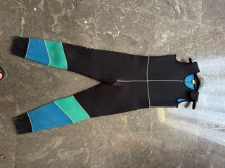 Neopreno 2 piezas  Nemrod Talla 4. Espesor 5 mm 