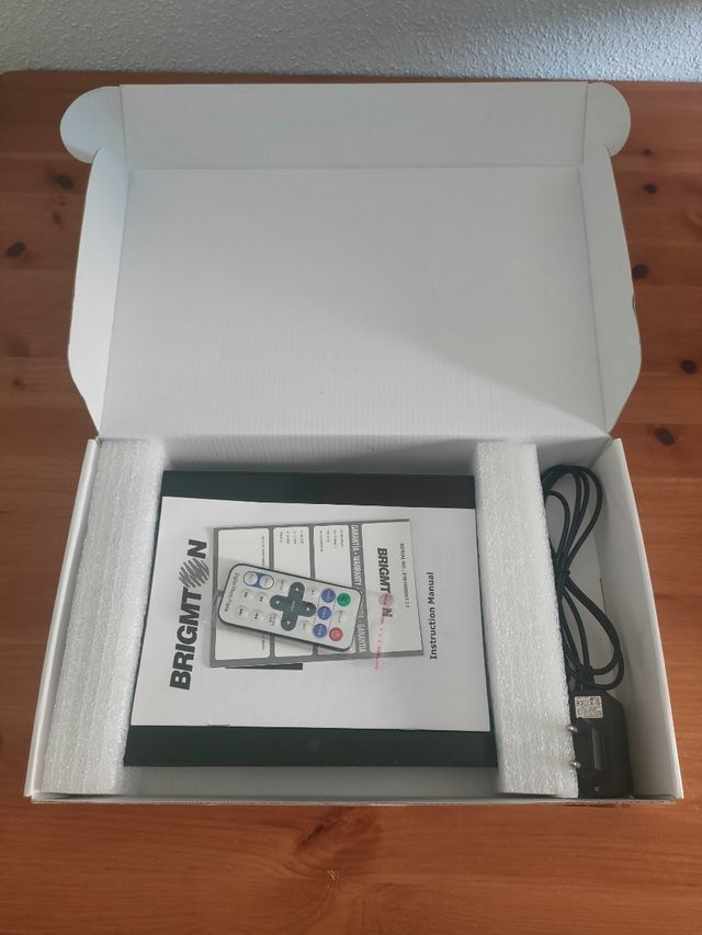 Marco digital marca Brigmton