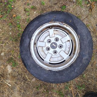 Llantas Lancia usadas (par)