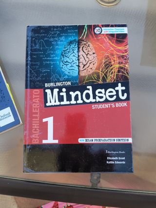 Vendo libros de 1 de bachillerato de Sociales. 