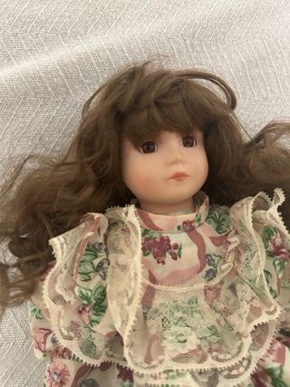 Muñeca porcelana antigua