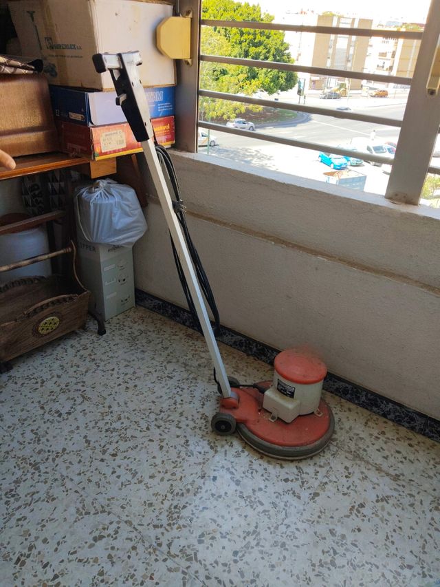 Pulidora suelos Superlux RM 305 CD