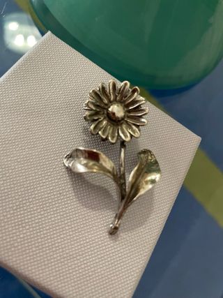 Fiore decorativo in argento 