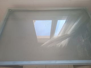 Mesa cristal gris moderna