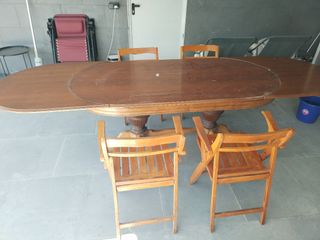 Mesa ovalada + 4 sillas madera