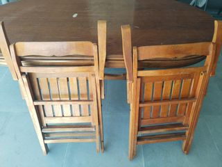 Mesa ovalada + 4 sillas madera