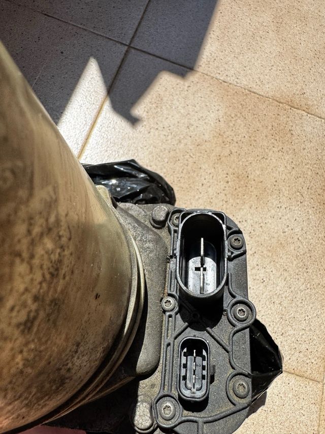 Bomba dirección asistida Opel Astra H dañada