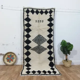 Tappeto boho bianco-nero elegante