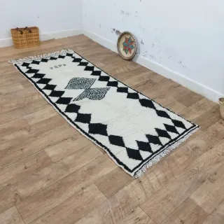 Tappeto boho bianco-nero elegante