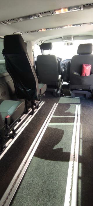 Volkswagen Caravelle 2013