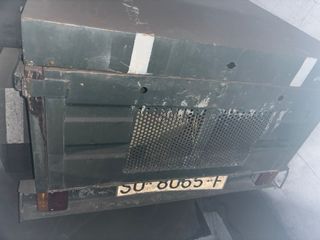 Remolque cerrado metálico