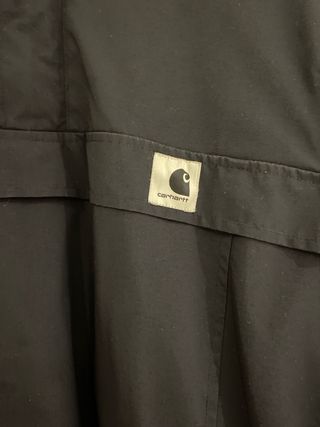 Cazadora Carhartt negra