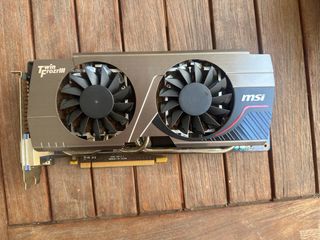 Tarjeta gráfica MSI Twin Frozr
3GB DDR5
