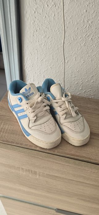 Zapatillas Adidas niño talla 36