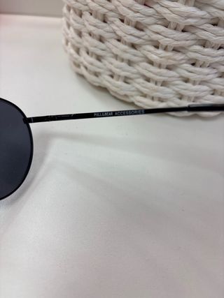 Gafas sol redondas negras