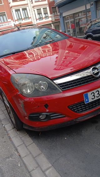opel astra descapotable  2013