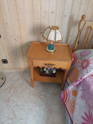 Cómoda 6 cajones madera, mesita de noche y cama 