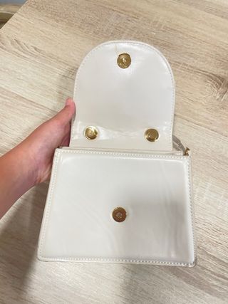 Bolso bandolera crudo de zara 