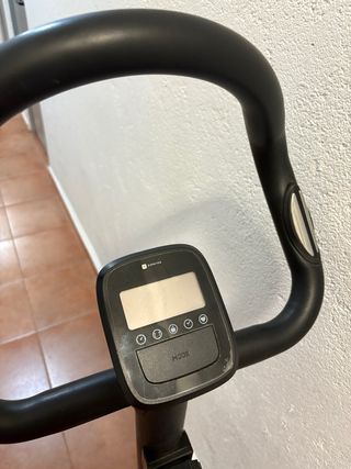 Bicicleta estática Domyos Essential 04