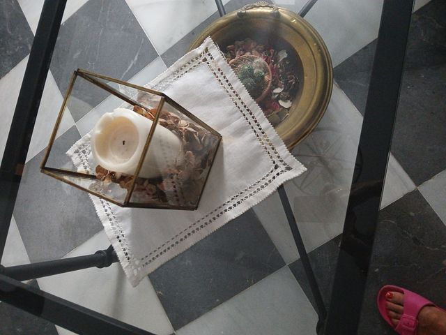 Centro de mesa de hilo blanco roto, bordado a mano