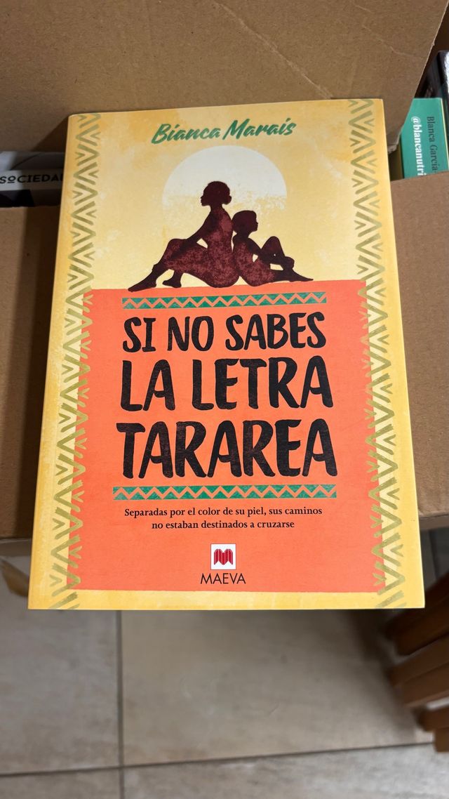 Si no sabes la letra, tararea (Spanish Edition)