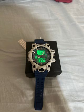Reloj Spord blanco y azul