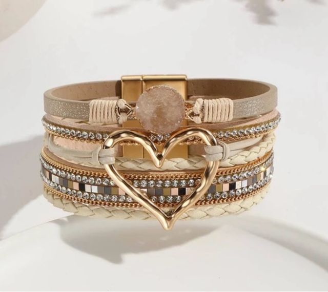 Brazalete dorado corazón