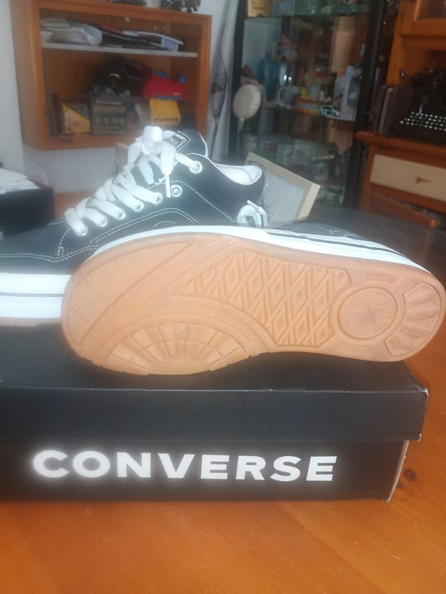 Converse All Star Piel Serraje Negras
Unicas