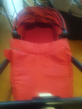 Cochecito Cybex Bailo S modelo Scuderia Ferrari