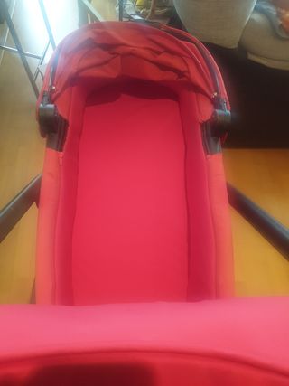 Cochecito Cybex Bailo S modelo Scuderia Ferrari