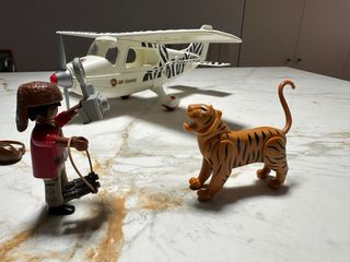 Avión safari Playmobil