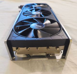  Sapphire nitro+ RX 5700 XT 8GB RGB