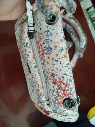 Bolso Parfois floral nuevo