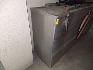 Baúl/arcón metálico para caravanas y autocaravanas