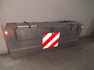 Baúl/arcón metálico para caravanas y autocaravanas