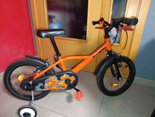 Bicicleta niño BTWIN con ruedines