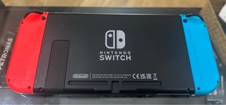 Nintendo Switch + 4 juegos