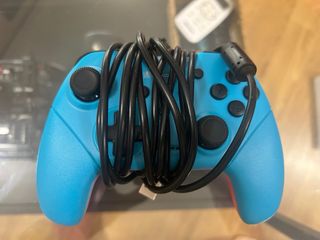 Nintendo Switch + 4 juegos