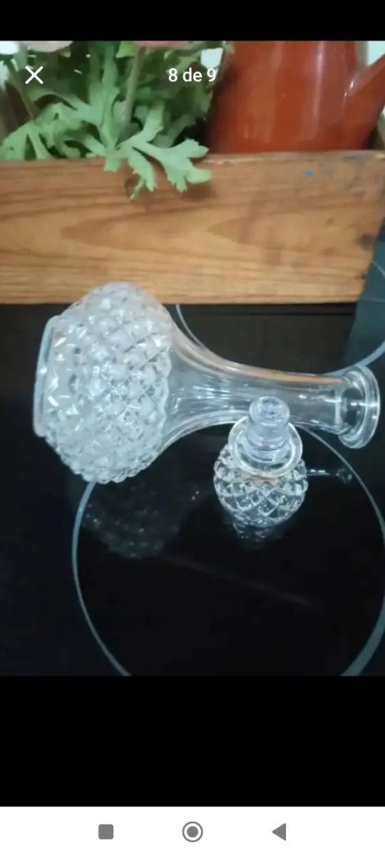 Antico astuccio per liquori in vetro intagliato