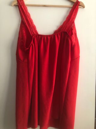Top rojo tirantes encaje
