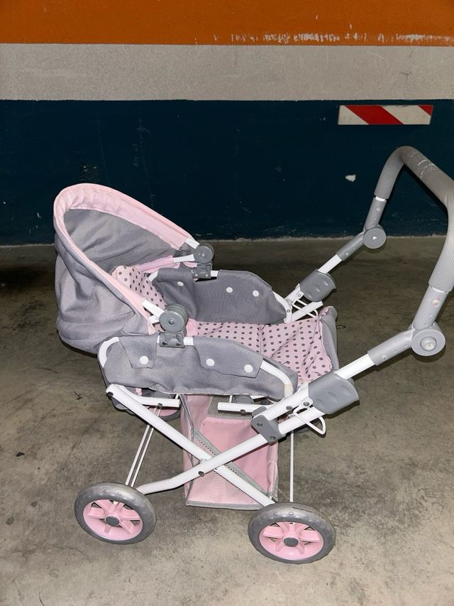 Carrito de bebés juguete