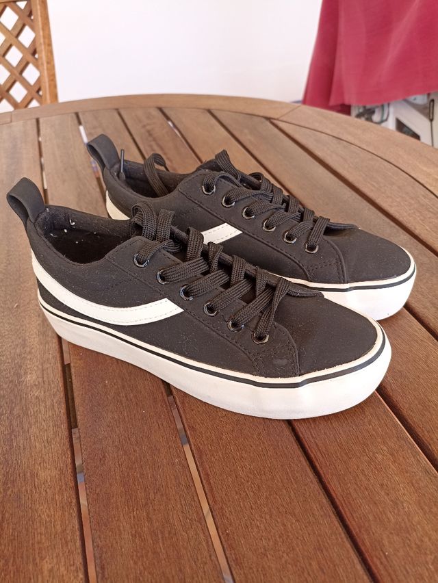 Zapatillas deportivas negras