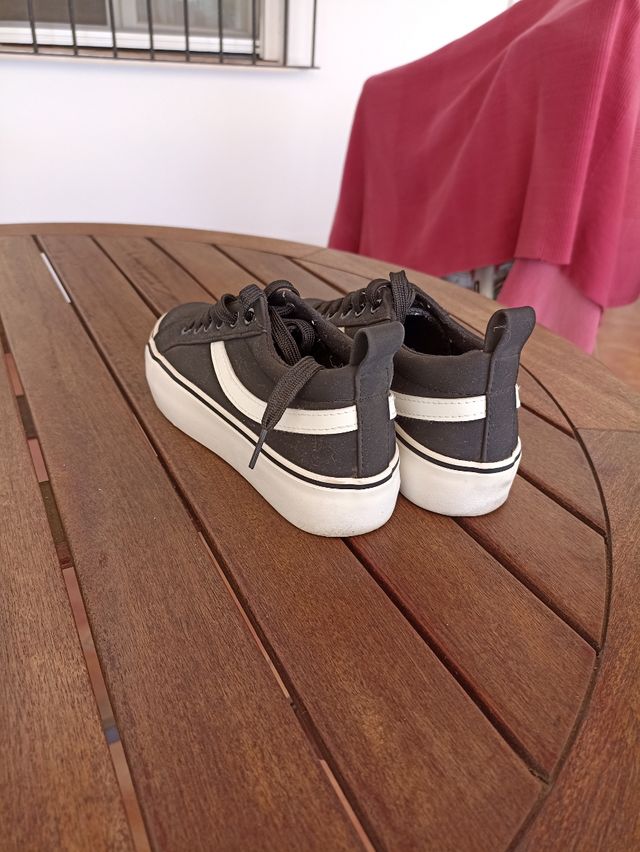 Zapatillas deportivas negras