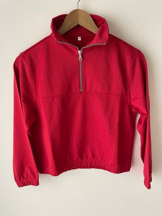Camisola vermelha de senhora