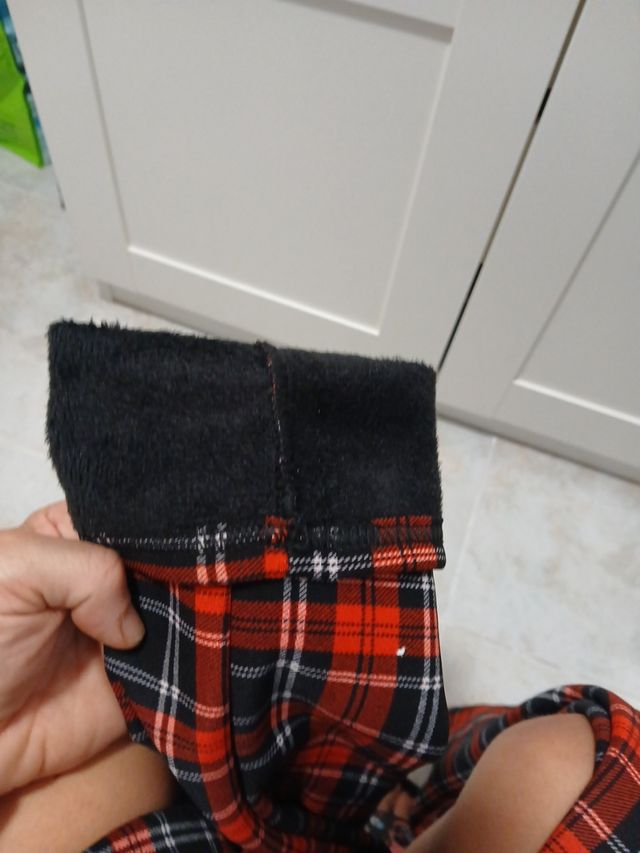 Pantalones cuadros rojos| negros