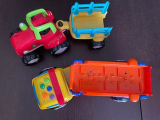 Tractores y camiones de juguete